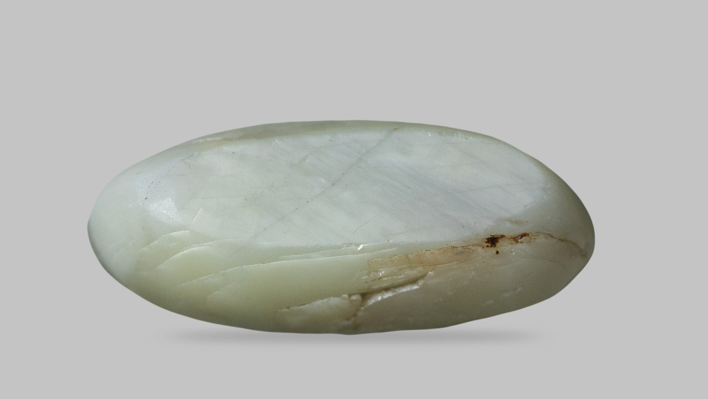 NATURAL CAT'S EYE (Lehsuniya) 6.05 Carats - Media 2