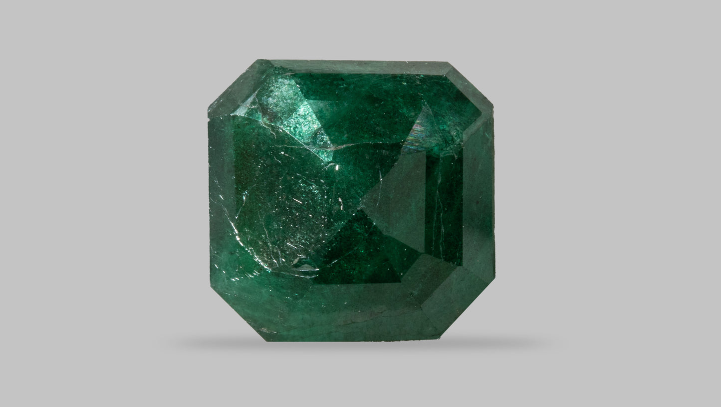 Minor Oil Natural Zambian Emerald (Panna) 3.48 Carats - Media 2