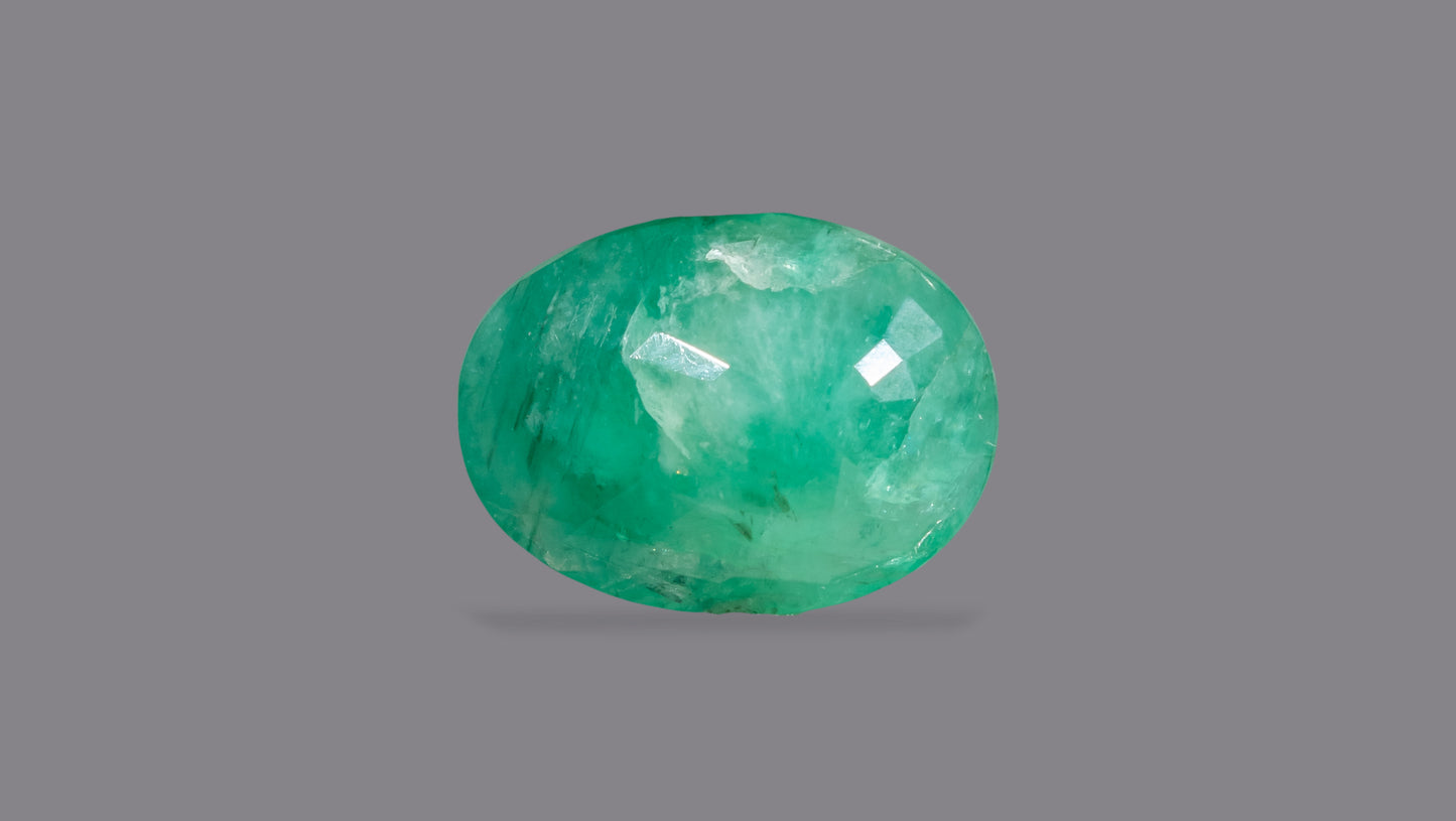 Natural Zambian Emerald (Panna) 5.20 Carats - Media 2