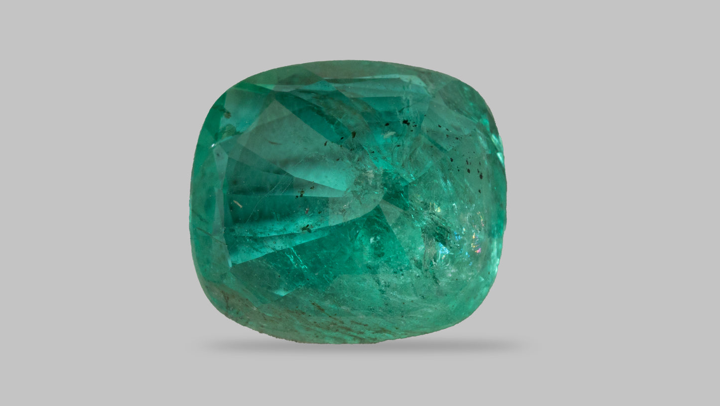 Natural Zambian Emerald (Panna) 3.89 Carats - Media 2