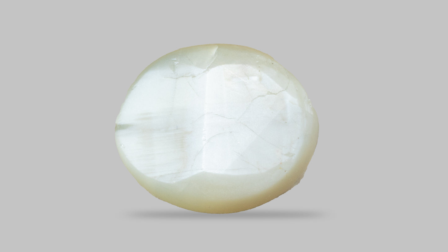 NATURAL CAT'S EYE (Lehsuniya) 7.74 Carats - Media 2