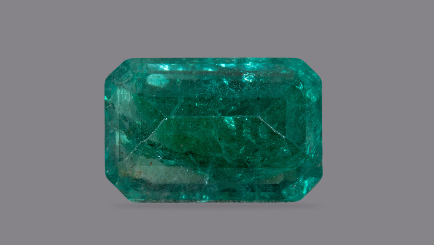 Natural Zambian Emerald (Panna) 3.07 Carats - Media 2