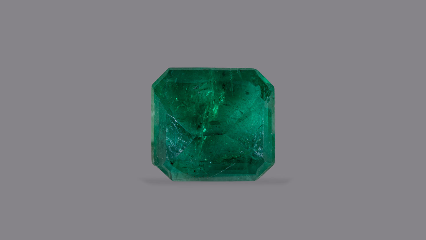 Natural Zambian Emerald (Panna) 4.76 Carats - Media 2