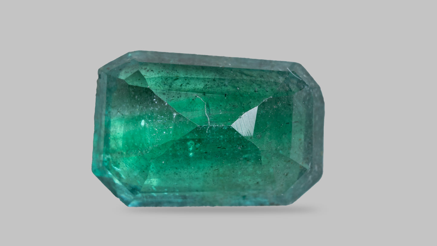 Natural Zambian Emerald (Panna) 3.13 Carats - Media 2