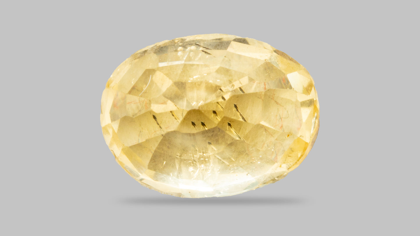Natural Yellow Sapphire (Pukhraj) 2.36 Carats - Media 2