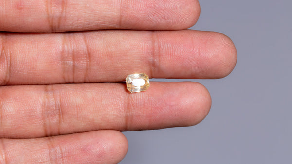 Natural Yellow Sapphire (Pukhraj) 2.63 Carats - Media 4