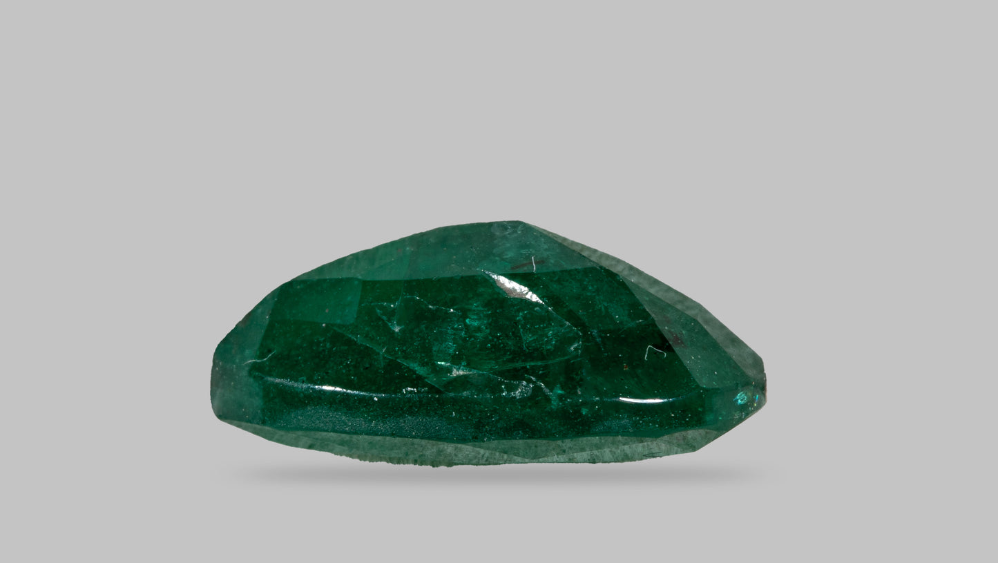 
                    
                      Natural Zambian Emerald (Panna) 2.14 Carats - Media 3
                    
                  