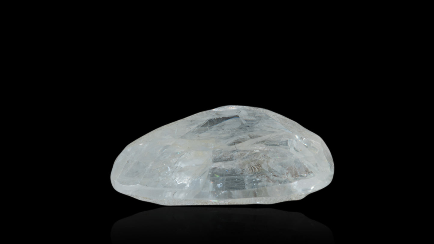 
                    
                      NATURAL WHITE SAPPHIRE 12.04 CARATS - Media 3
                    
                  