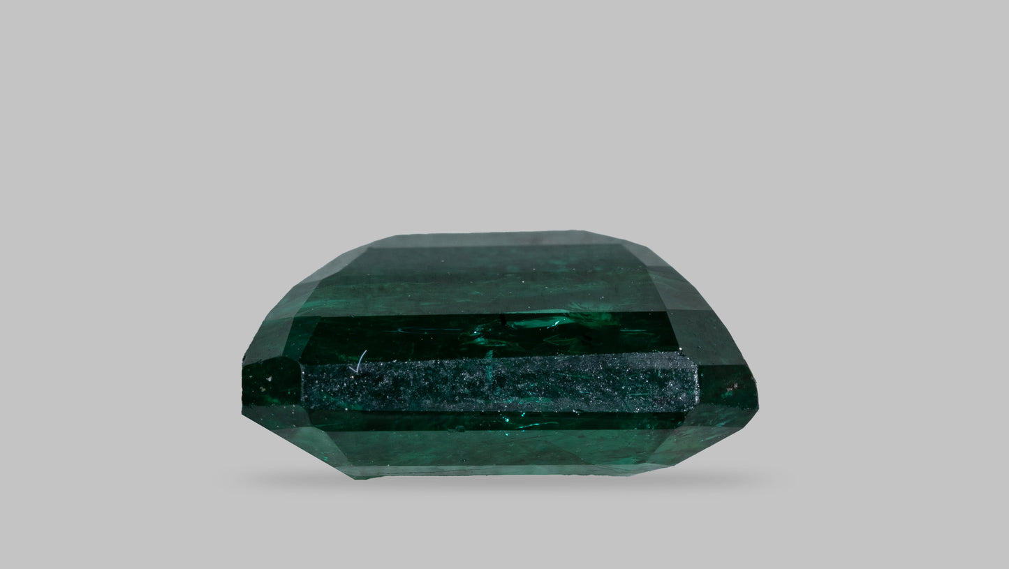 
                    
                      Natural Zambian Emerald (Panna) 4.73 Carats - Media 3
                    
                  