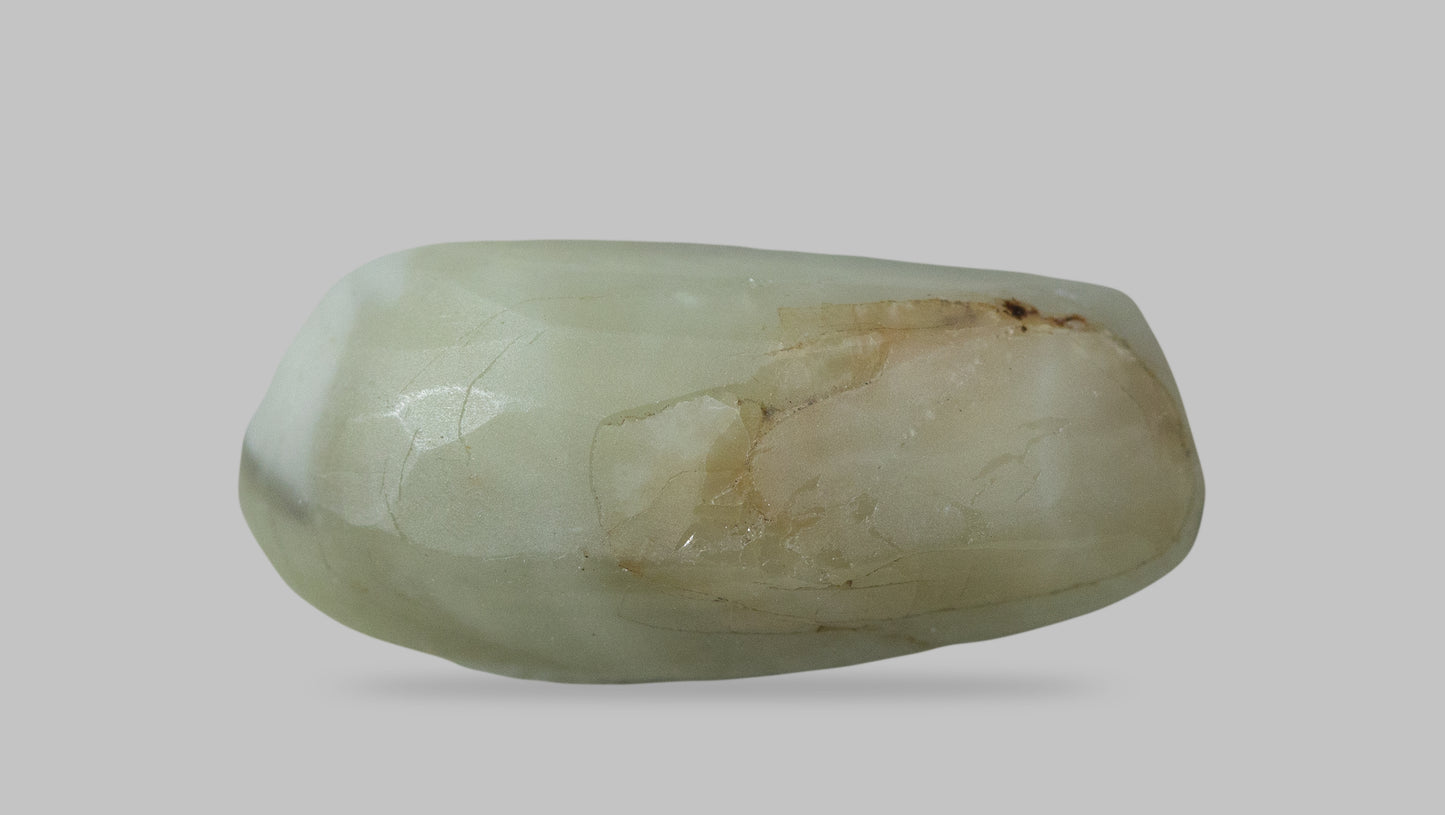 
                    
                      NATURAL CAT'S EYE (Lehsuniya) 6.05 Carats - Media 3
                    
                  