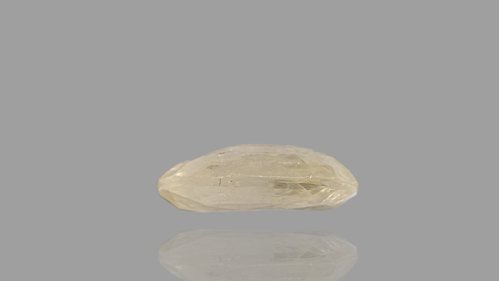 
                    
                      Natural Yellow Sapphire (Pukhraj) 5.65 Carats - Media 3
                    
                  
