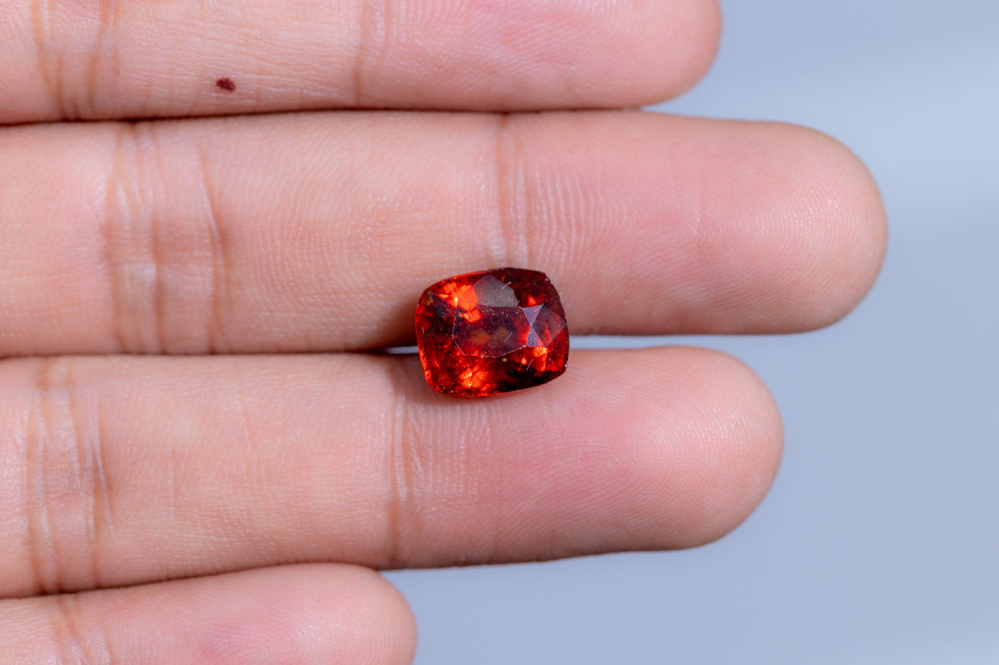 
                    
                      Natural Sri-Lankan Hessonite (Gomed) 6.53 Carats - Media 4
                    
                  