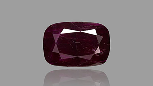 Natural Ruby (Manik) 2.86 Carats - Ruby (Manik)