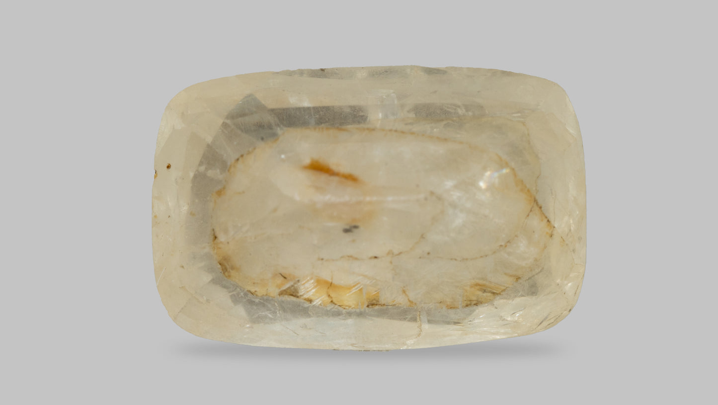 Natural Yellow Sapphire (Pukhraj) 7.01 Carats - Media 2