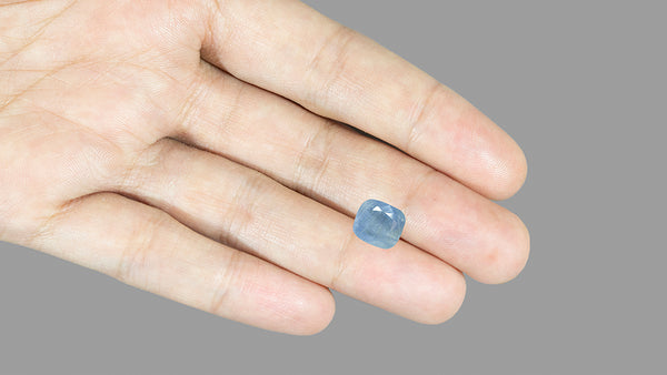 Natural Blue Sapphire (Neelam) 2.59 Carats - Media 4