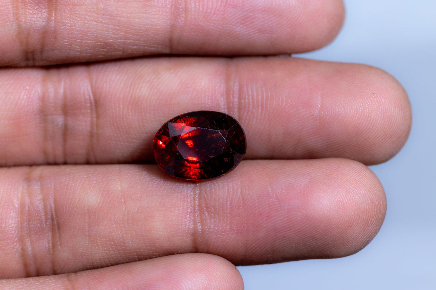 
                    
                      NATURAL HESSONITE (GOMED) 10.80 CARATS - Media 4
                    
                  