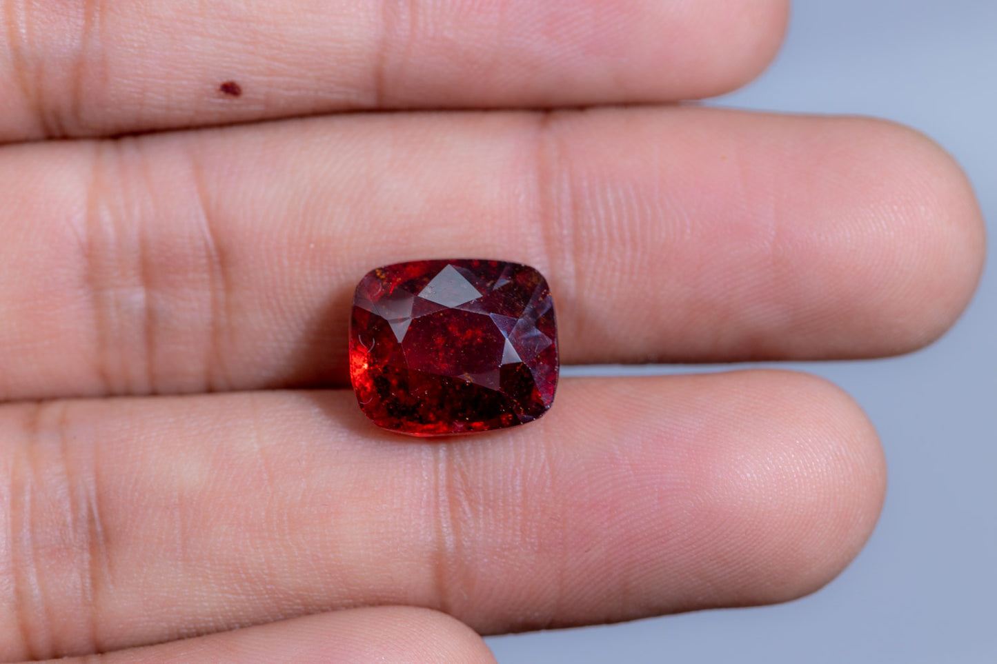 
                    
                      NATURAL HESSONITE (GOMED) 10.03 CARATS - Media 4
                    
                  