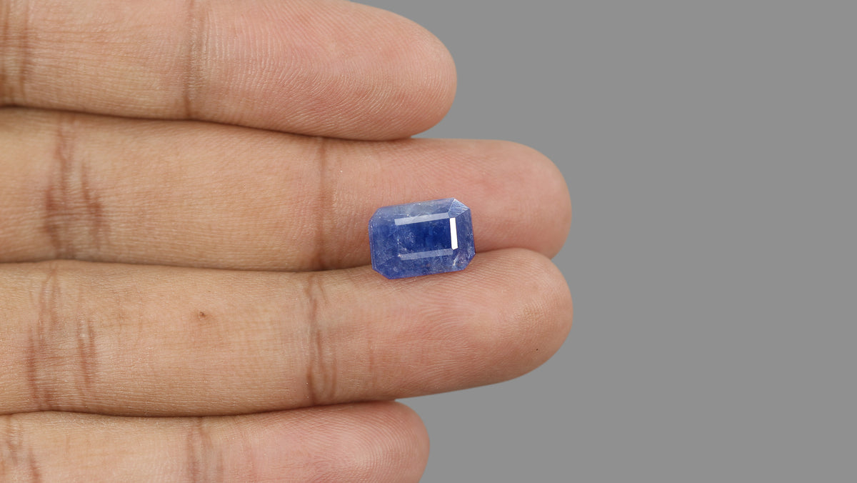 Natural Blue Sapphire 6.76 Carats