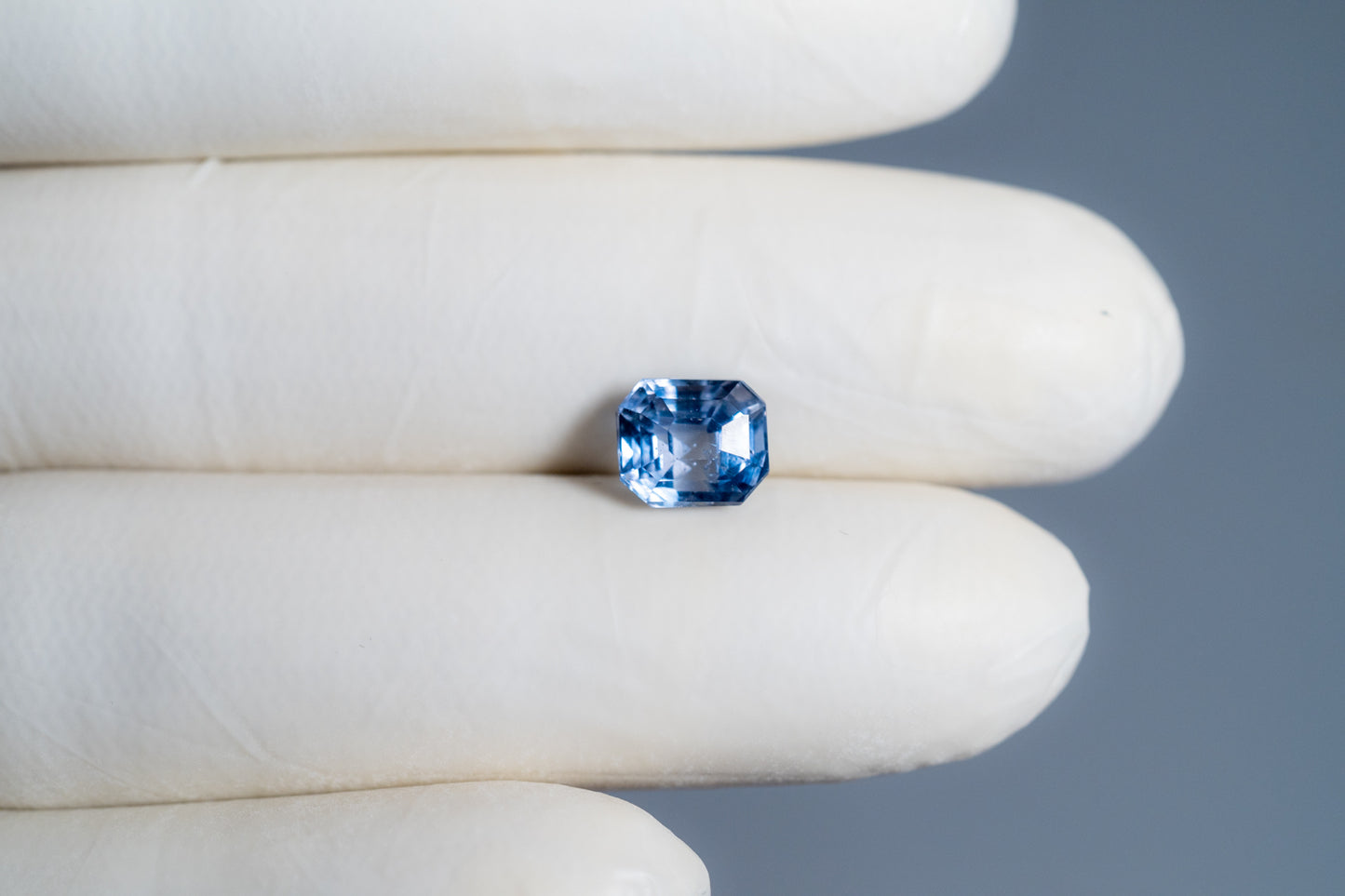
                    
                      Natural Blue Sapphire (Neelam) 3.97 Carats - Media 3
                    
                  