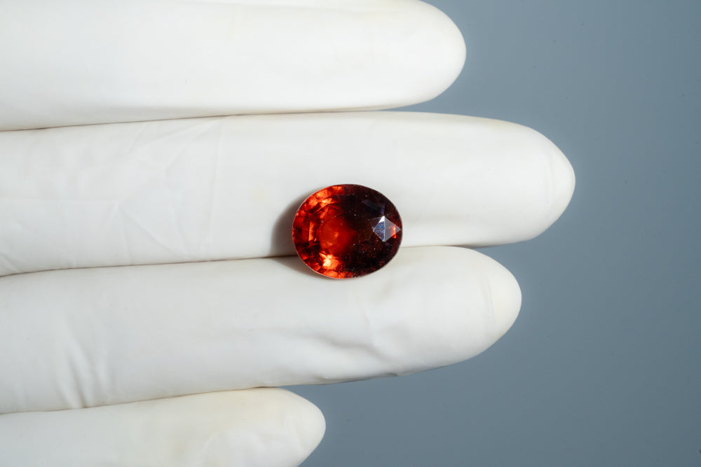 
                    
                      NATURAL HESSONITE (GOMED) 11.75 CARATS - Media 3
                    
                  