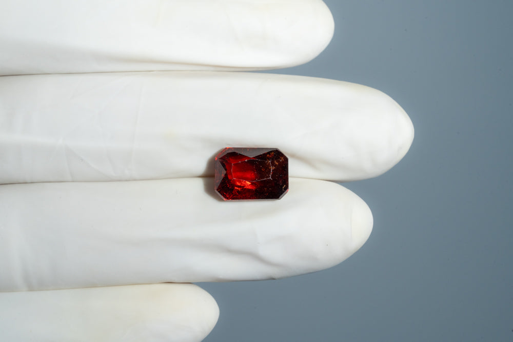
                    
                      NATURAL HESSONITE (GOMED) 7.02 CARATS - Media 3
                    
                  