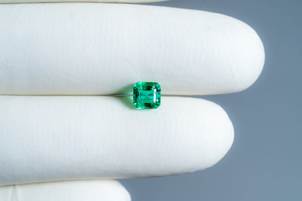 Natural Zambian Emerald (Panna) 1.00 Carats - Media 3