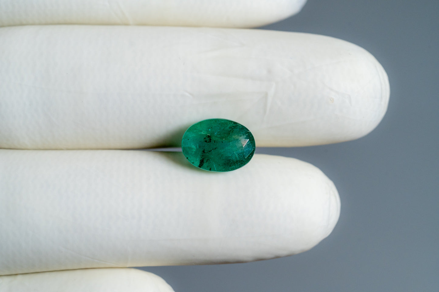 
                    
                      Natural Zambian Emerald (Panna) 3.71 Carats - Media 3
                    
                  