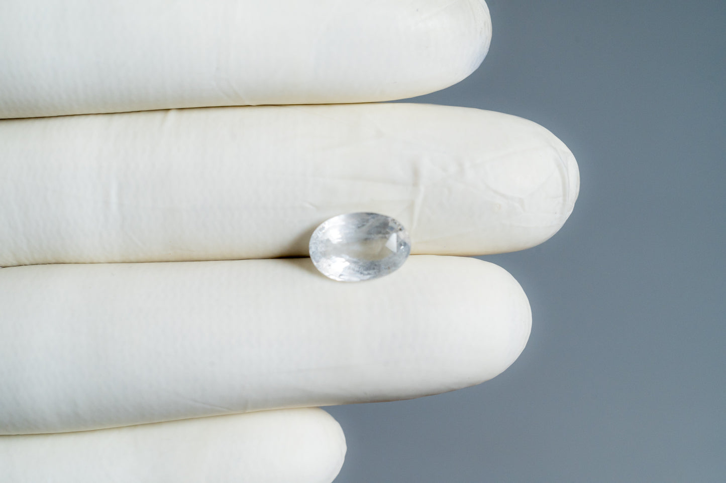 
                    
                      NATURAL WHITE SAPPHIRE 5.20 CARATS - Media 3
                    
                  