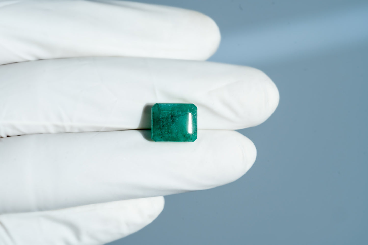 
                    
                      Natural Zambian Emerald (Panna) 7.14 Carats - Media 4
                    
                  