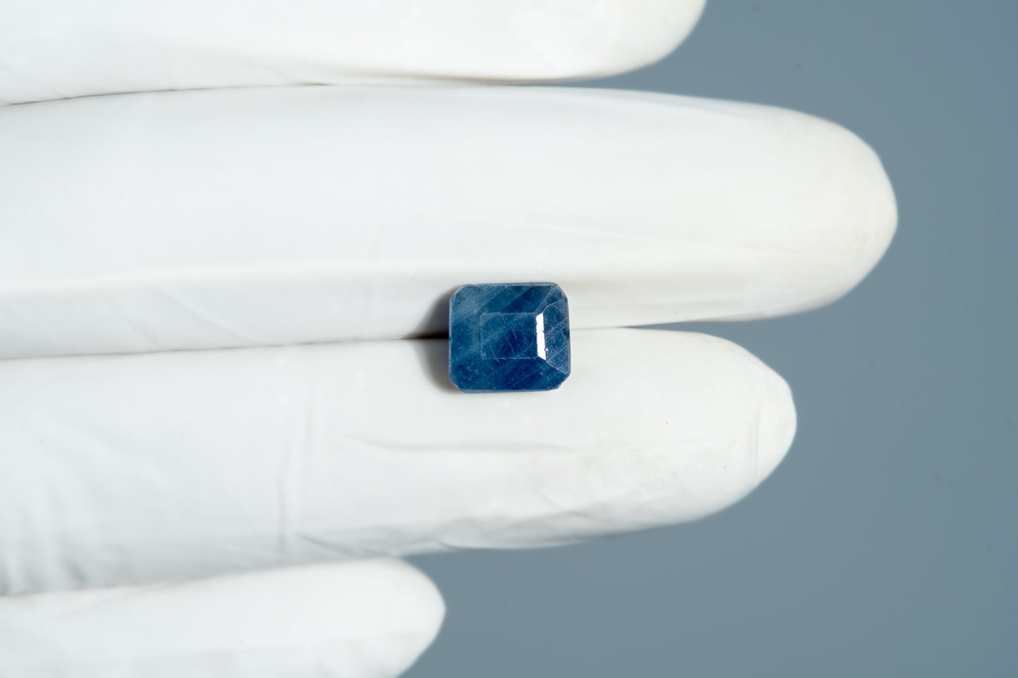 
                    
                      Natural Blue Sapphire (Neelam) 5.65 Carats - Media 4
                    
                  