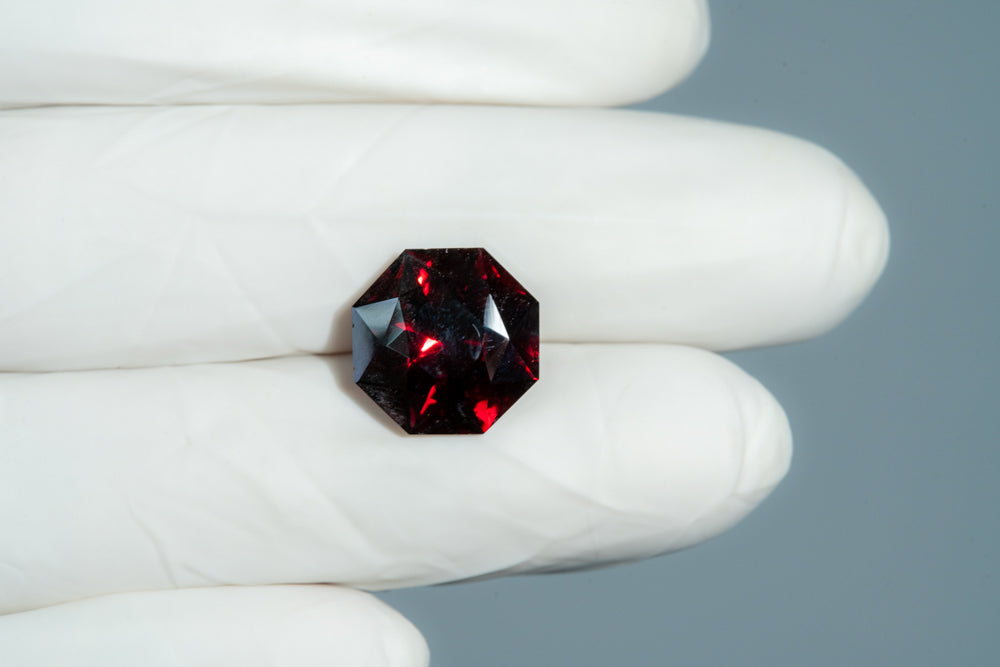 
                    
                      NATURAL HESSONITE (GOMED) 9.89 CARATS - Media 4
                    
                  