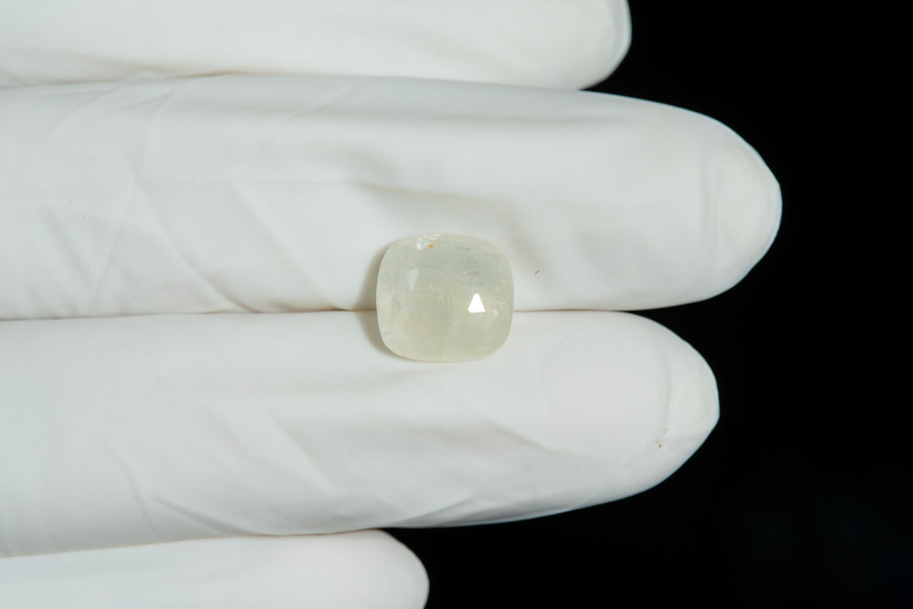 
                    
                      NATURAL WHITE SAPPHIRE 6.32 CARATS - Media 4
                    
                  