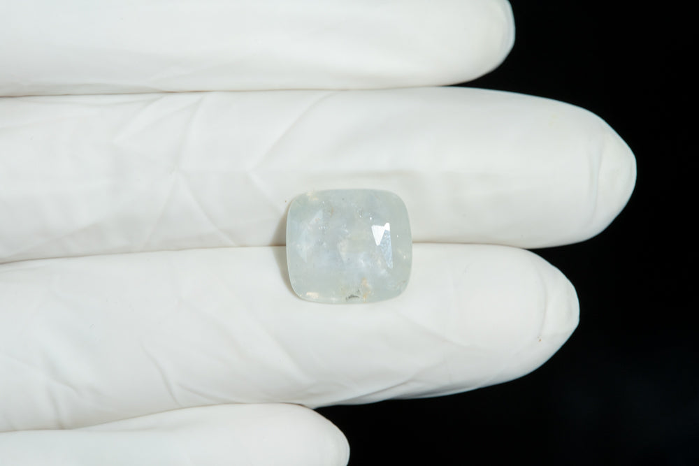 
                    
                      NATURAL WHITE SAPPHIRE 10.35 CARATS - Media 4
                    
                  