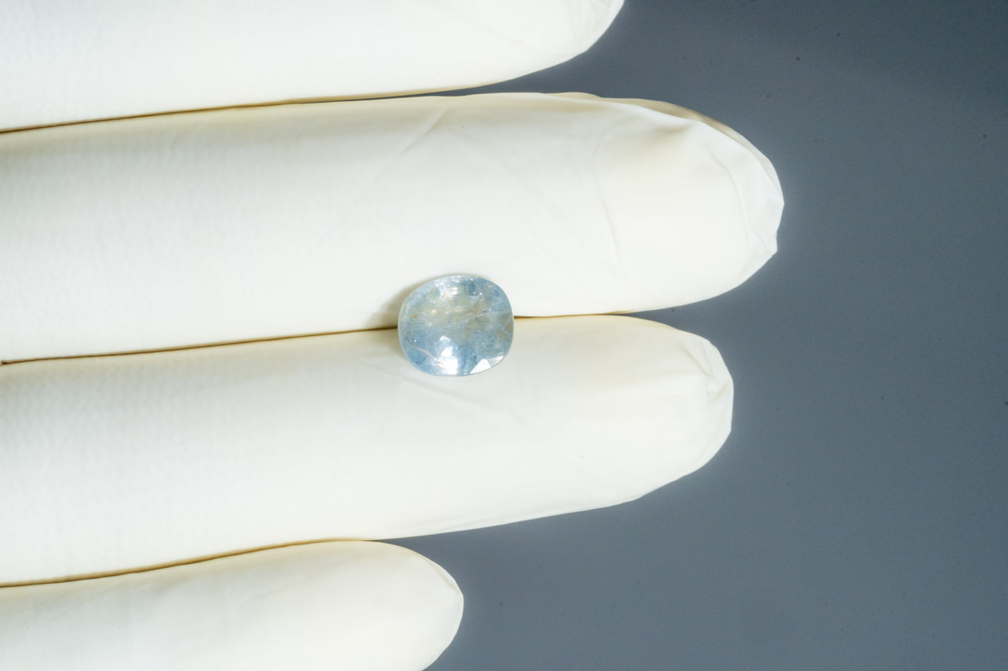 
                    
                      Natural Blue Sapphire (Neelam) 4.21 Carats - Media 3
                    
                  
