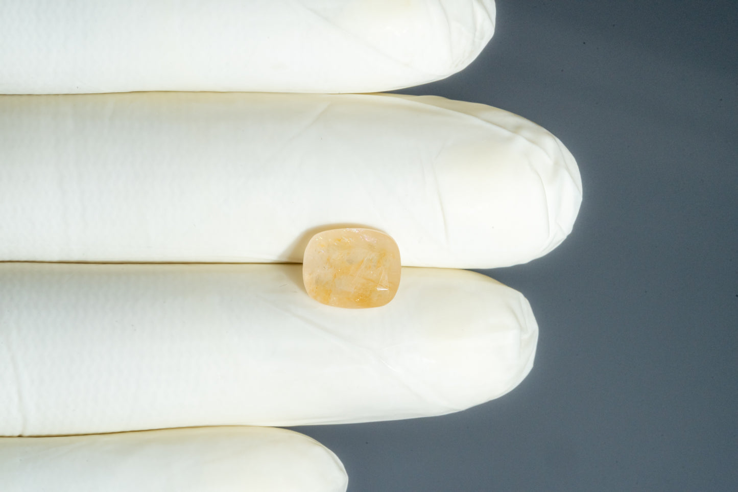 
                    
                      YELLOW TOPAZ 4.46 CARATS - Media 3
                    
                  