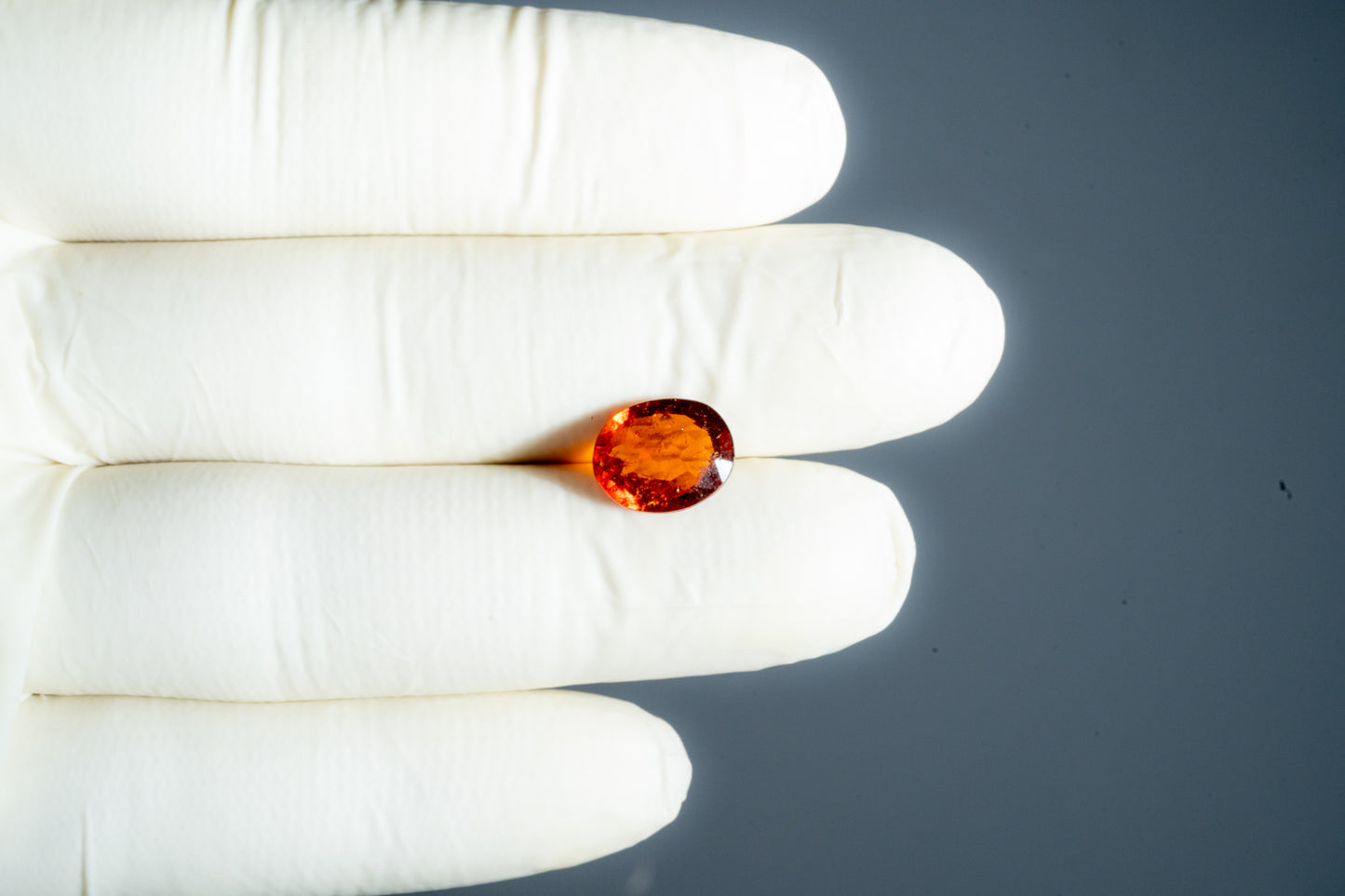 
                    
                      NATURAL HESSONITE (GOMED) 5.01 CARATS - Media 3
                    
                  
