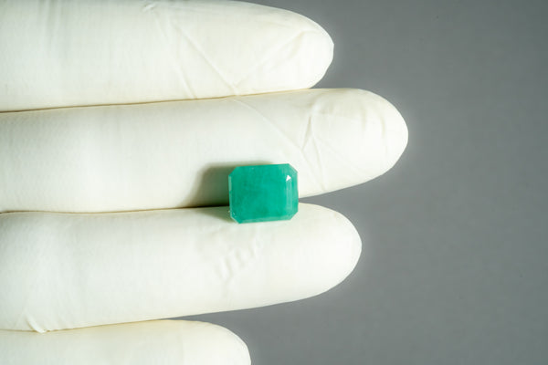 Natural Zambian Emerald (Panna) 8.07 Carats - Media 3