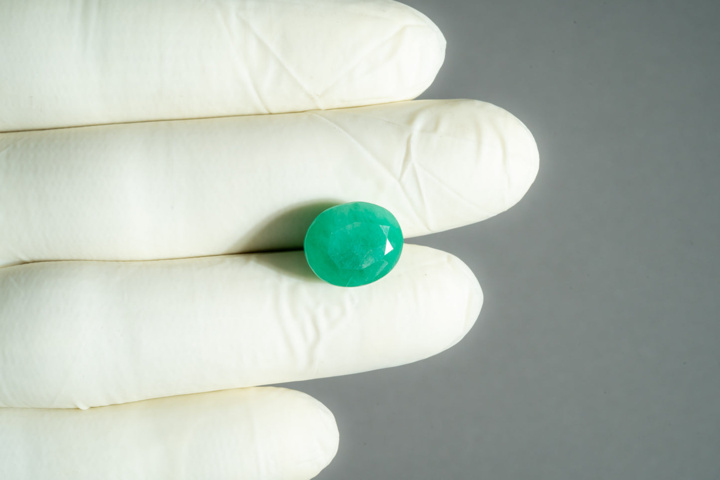 
                    
                      Natural Zambian Emerald (Panna) 9.08 Carats - Media 3
                    
                  