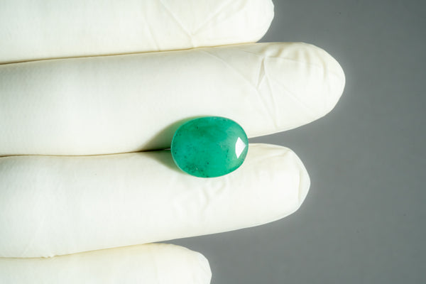 Natural Zambian Emerald (Panna) 8.21 Carats - Media 3