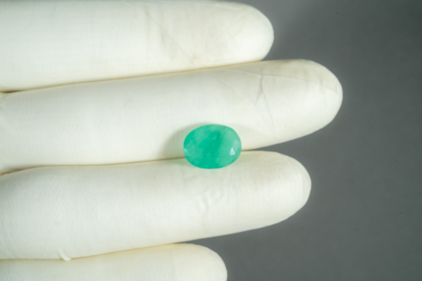 
                    
                      Natural Zambian Emerald (Panna) 4.70 Carats - Media 3
                    
                  