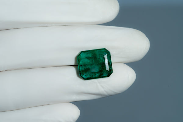 Natural Zambian Emerald (Panna) 9.00 Carats - Media 4
