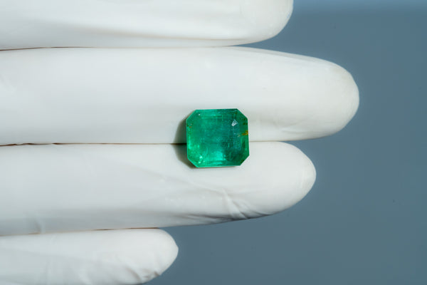 Natural Zambian Emerald (Panna) 7.22 Carats - Media 4