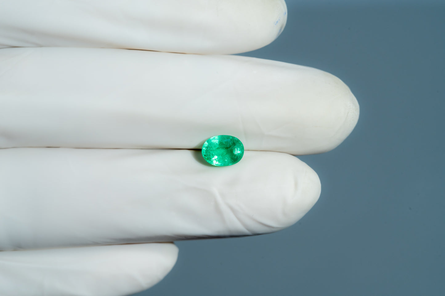 
                    
                      Natural Zambian Emerald (Panna) 1.32 Carats - Media 4
                    
                  