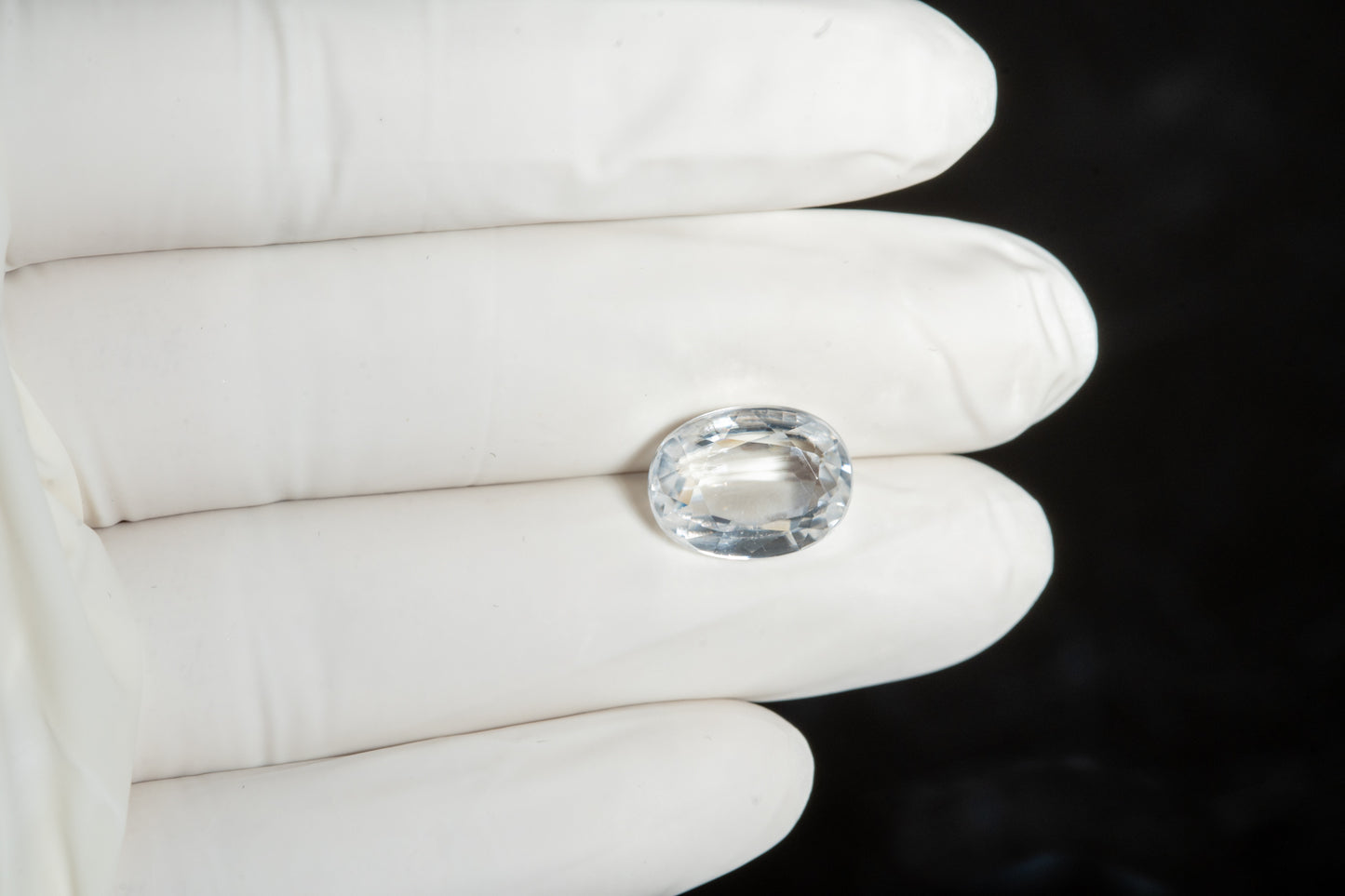 
                    
                      NATURAL ZIRCON 12.01 CARATS - Media 4
                    
                  