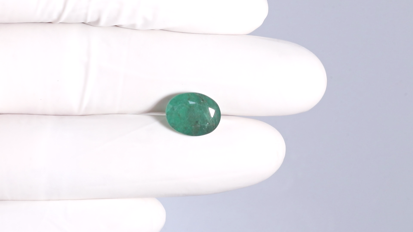 
                    
                      Natural Zambian Emerald (Panna) 4.78 Carats - Media 4
                    
                  