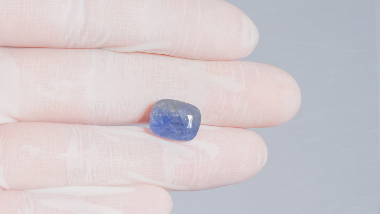 
                    
                      Natural Blue Sapphire (Neelam) 10.97 Carats - Media 4
                    
                  