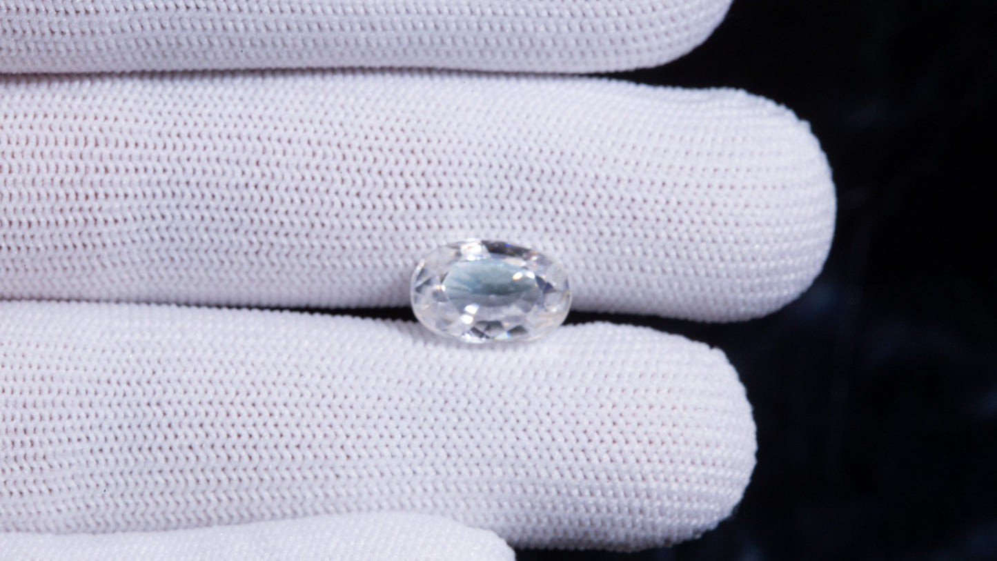 
                    
                      NATURAL ZIRCON 8.14 CARATS - Media 4
                    
                  