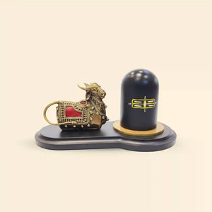 Icchapoorti Nandi with Shivling