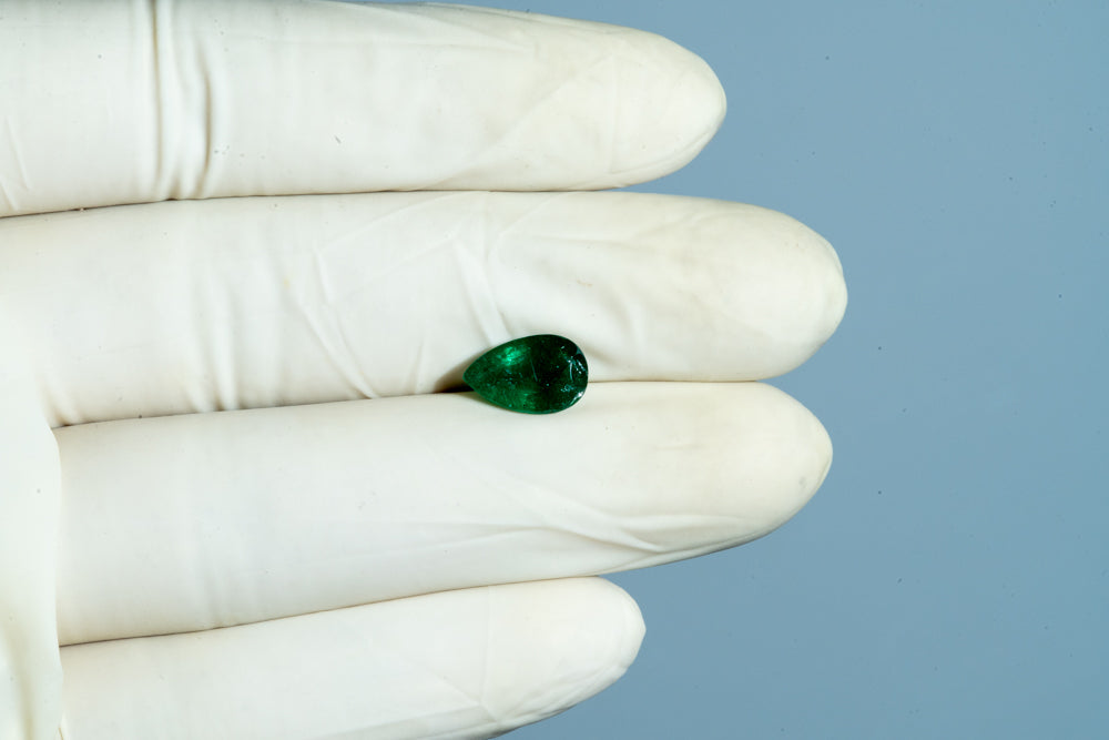 
                    
                      Natural Zambian Emerald (Panna) 2.14 Carats - Media 4
                    
                  