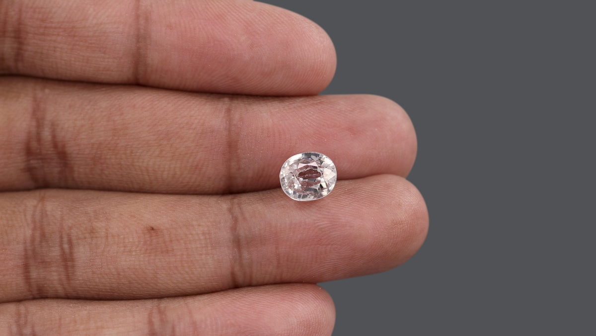 Natural Zircon 5.39 Carats / 5.99 Ratti